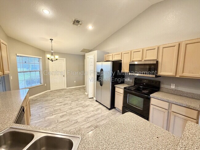 Photo - 3805 Springlake Village Ct