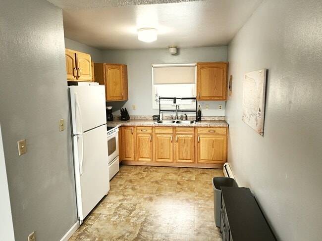 Photo - 1300 14th Ave NW