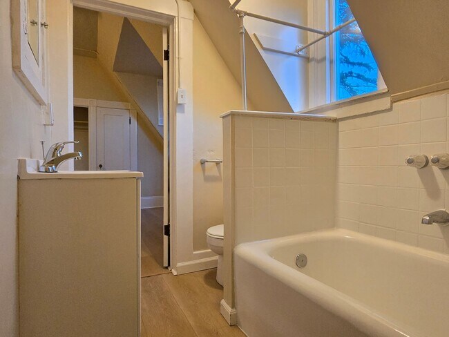 Photo - 99 S 14th St Unidad 15