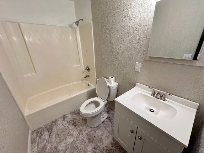 Photo - 228 SE 121st Rd Unit #2