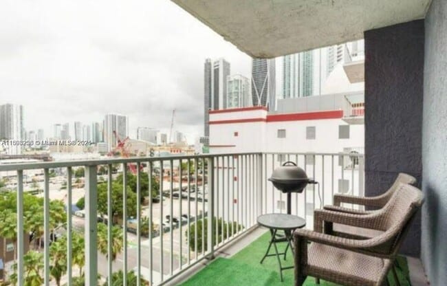 Photo - 800 N Miami Ave Unidad E-1009