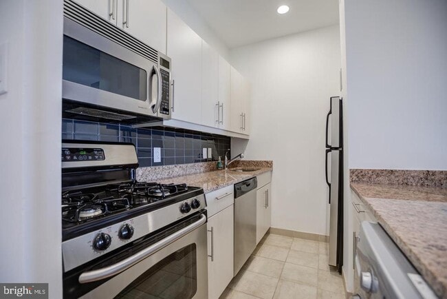 Photo - 219 S 18th St Unit 1602