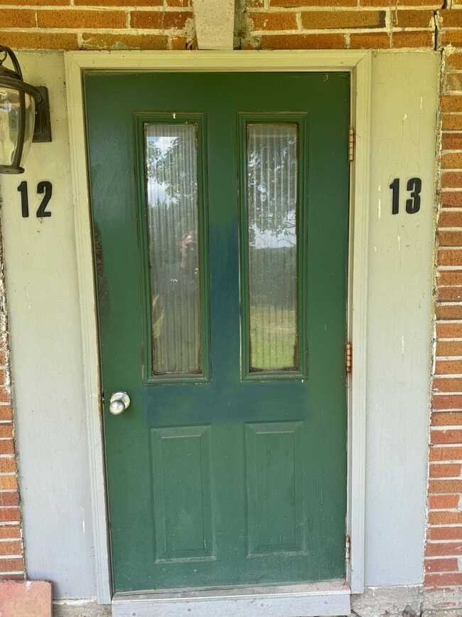 Photo - One bedroom Southwick Ma U-13 Unit -13