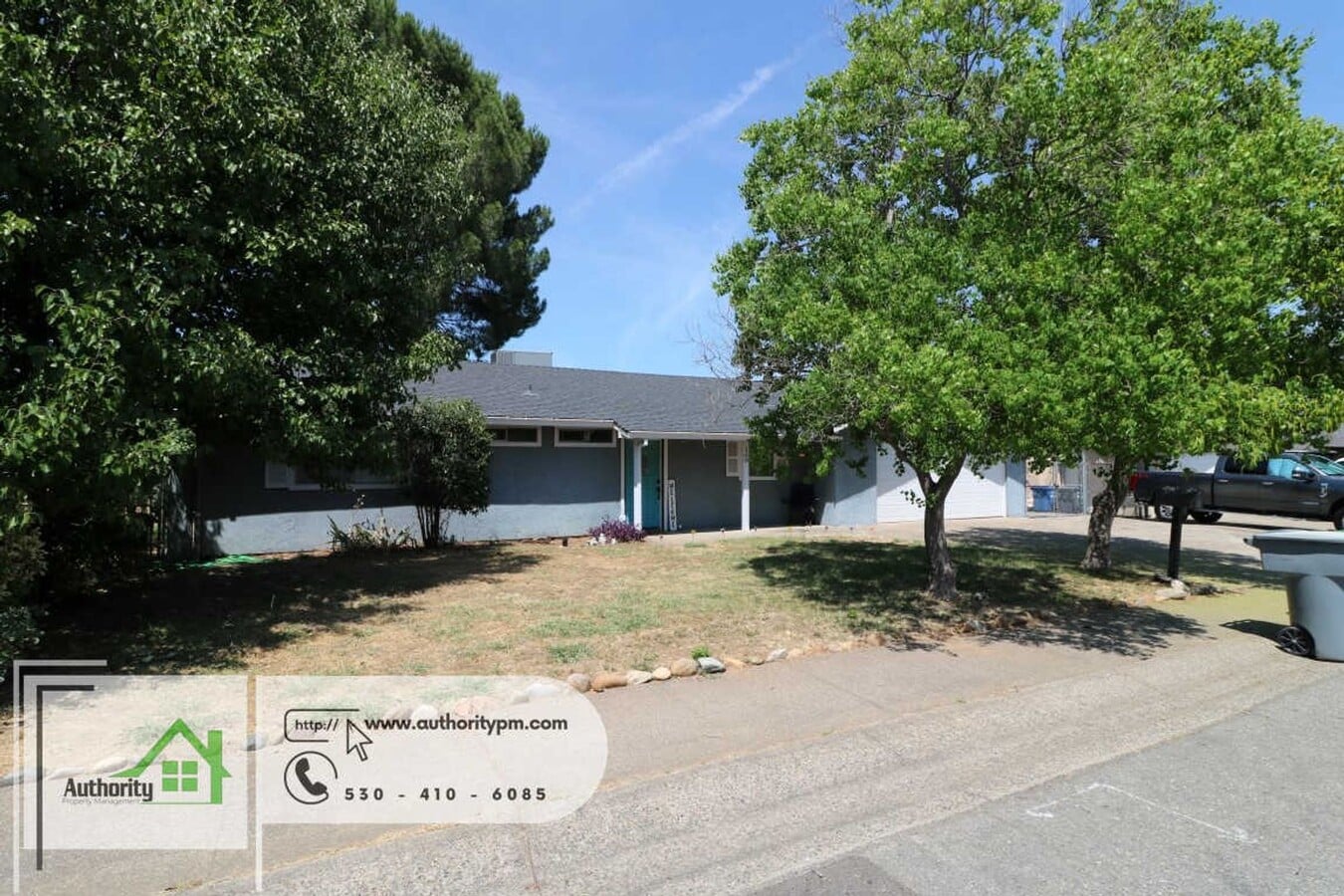 Photo - 160 Woodcliff Dr