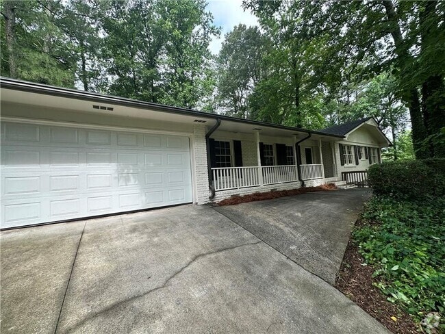 Building Photo - 4794 Cambridge Dr Rental