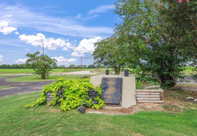 Photo - 3403 VZ County Road 1110