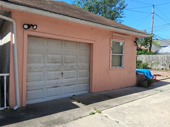 Photo - 132 W Market St Unit 2