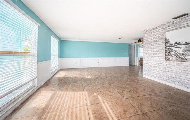 Photo - 3627 Grayton Dr