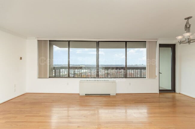 Photo - 3701 S George Mason Dr Unit 2112n