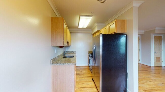 Photo - 2615 4th St NE