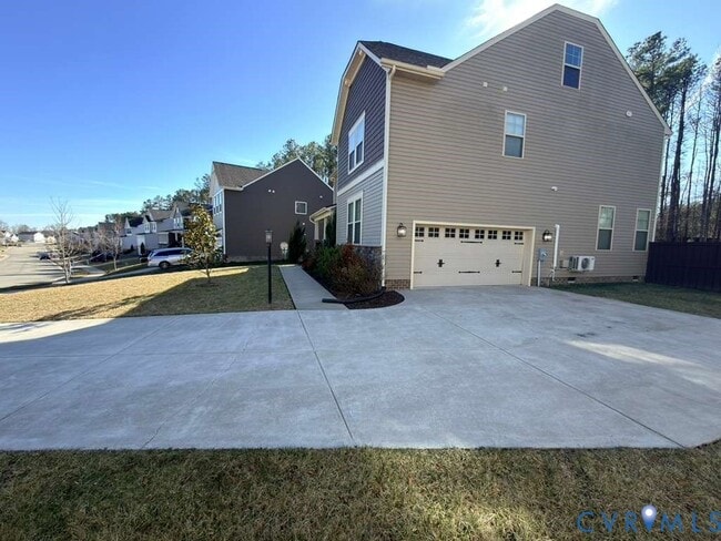 Photo - 16037 Cambria Cove Blvd