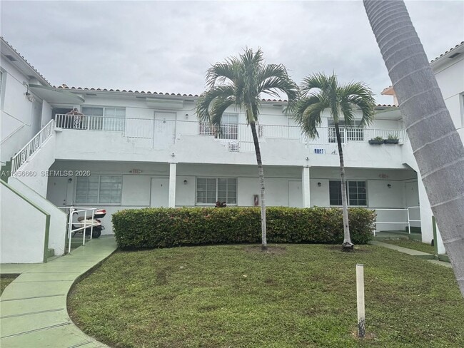 Photo - 7130 Rue Versailles Dr Unit 4