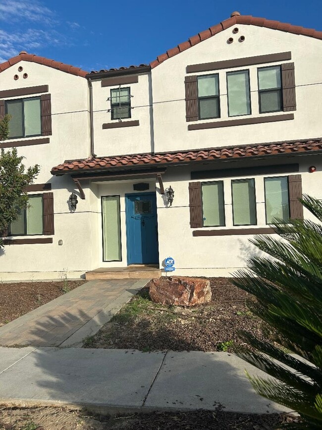 Photo - 10224 La Reina Ave