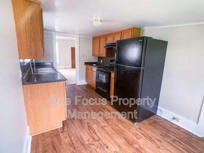 Photo - 87 Main St Unit B