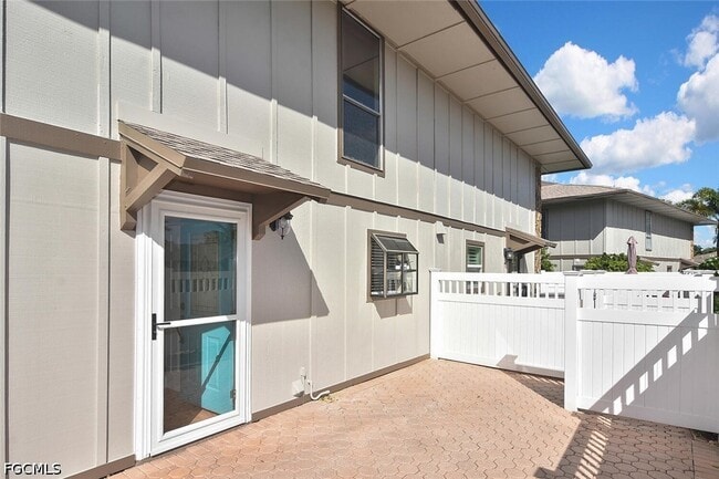 Photo - 4295 Island Cir Unit 2