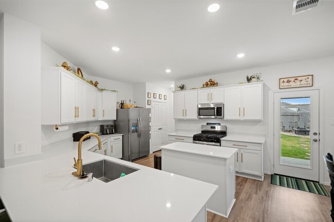 Building Photo - 17011 Garden Moor Trl