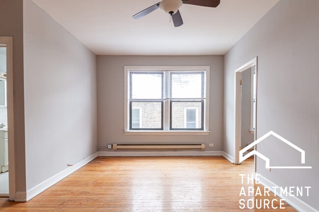 Photo - 1058 W George St Unit 106