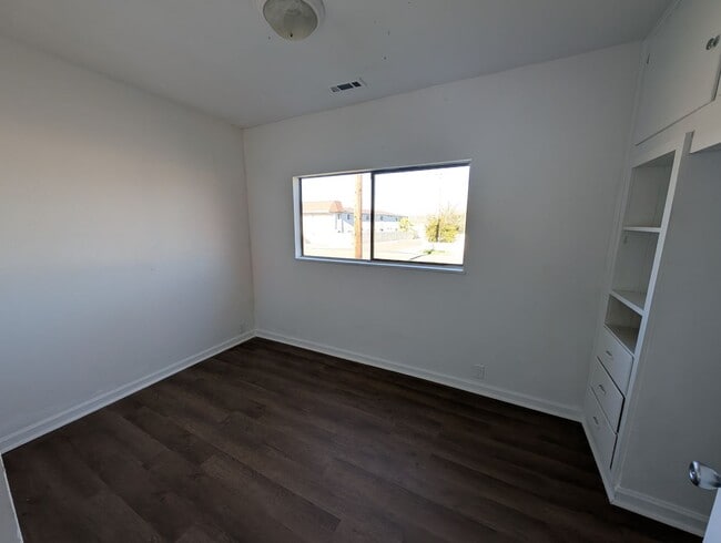 Photo - Two Bedroom House Downtown near Shasta High School