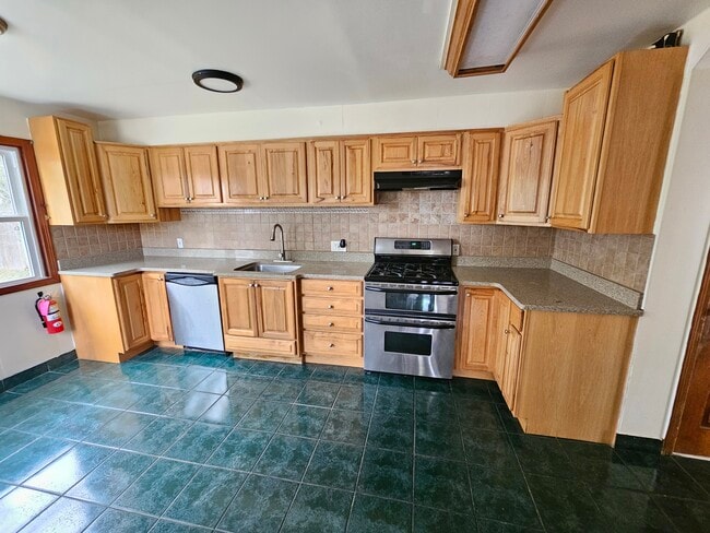 Photo - 21 Wisner Ave