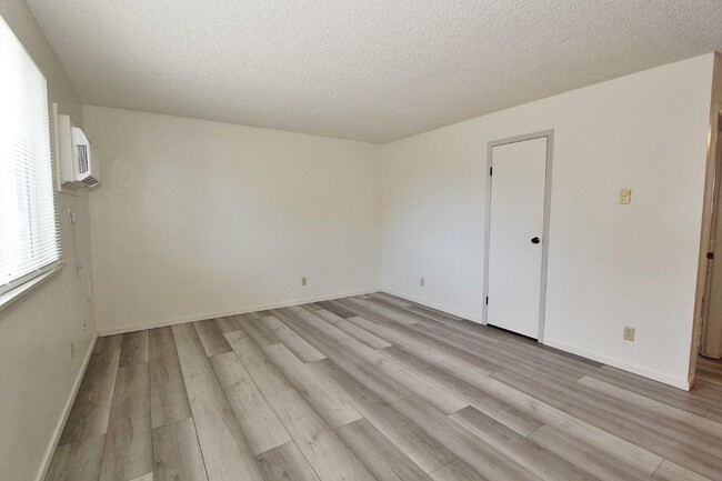 Photo - 1806 Sunset Ave