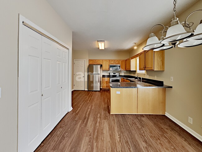 Photo - 7409 Campton Rd