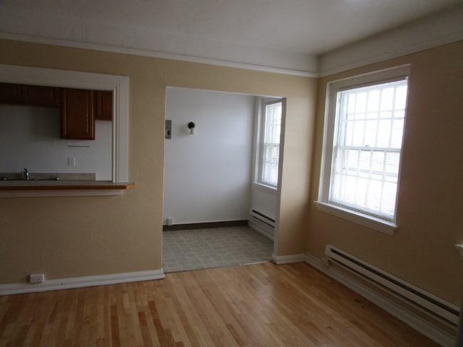 Photo - 608 Central Ave