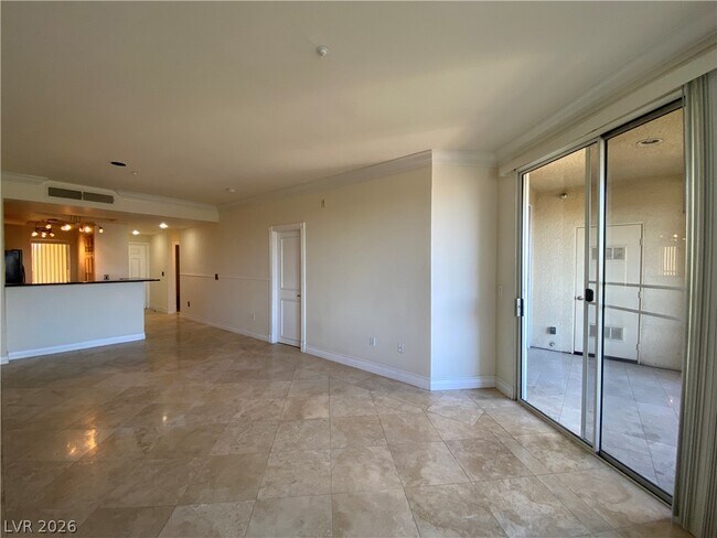 Photo - 270 E Flamingo Rd Unit 215