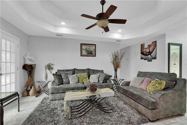 4608 Ivy Ave W