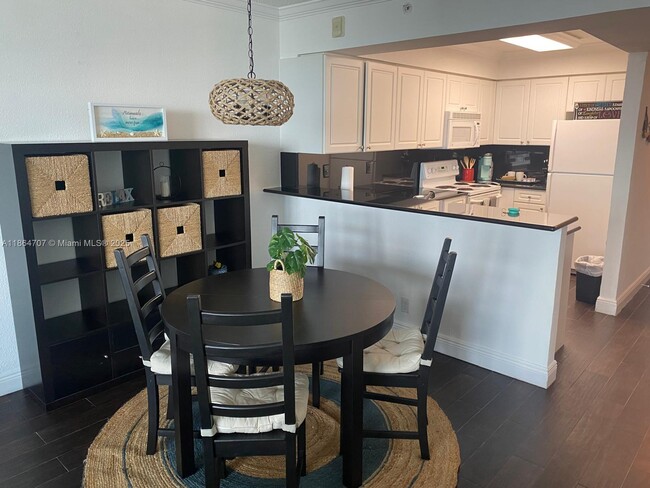 Building Photo - 2501 S Ocean Dr Unit 1427 Rental