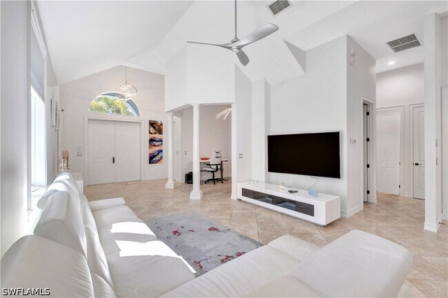 3005 Coco Ave
