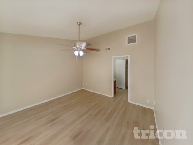 Photo - 217 Belfort Pl