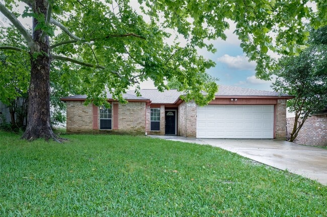 Building Photo - 13215 Lake Breeze Ln
