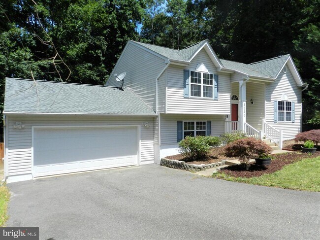 Photo - 8650 Passapatanzy Rd