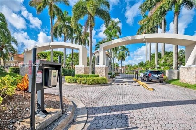 Photo - 13929 SW 102nd Terrace