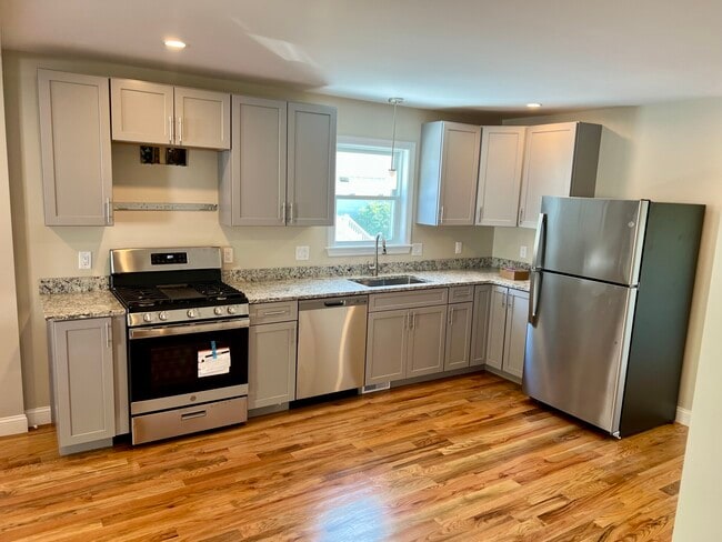 Photo - 11 Garfield Ave