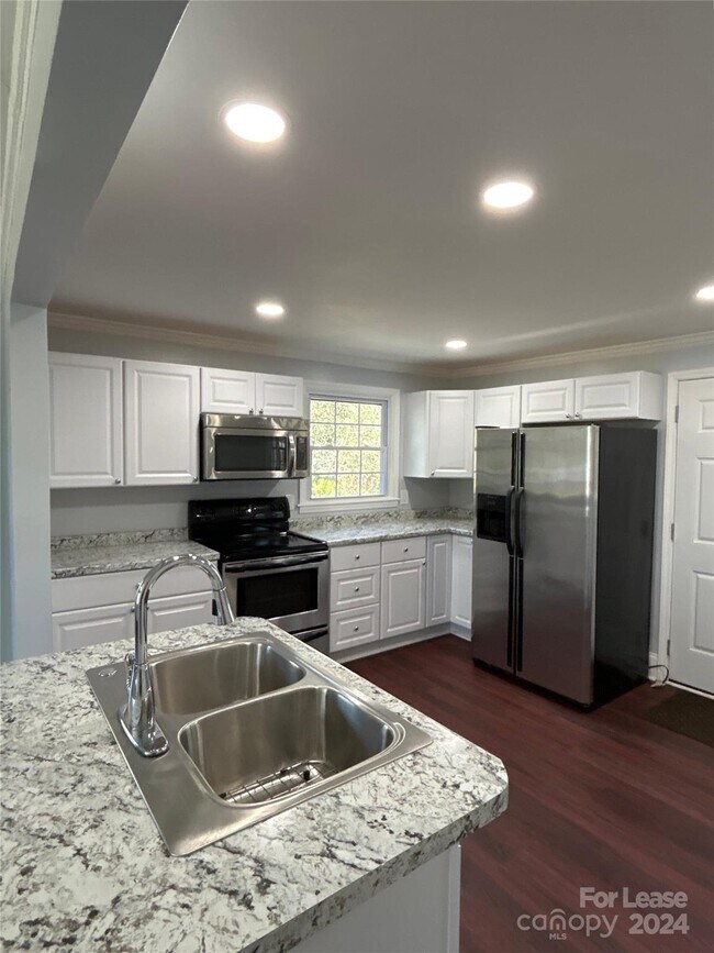 Photo - 7621 Carelock Cir