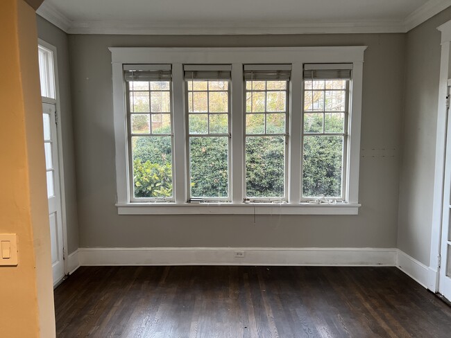 Photo - 1170 Monroe Dr NE Unidad Apartment B