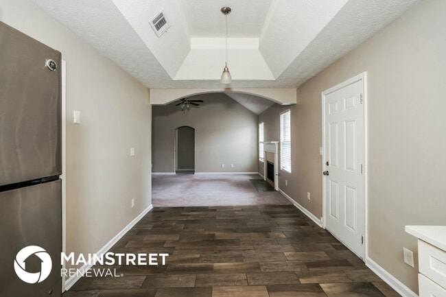 Photo - 7495 Royale Ct