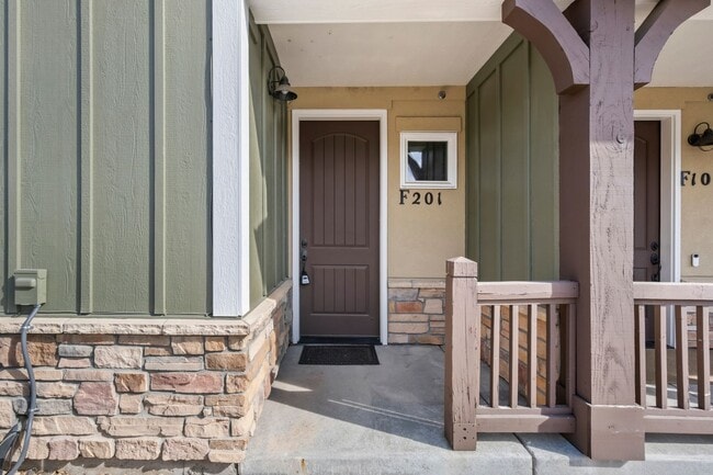 Building Photo - 5851 Dripping Rock Ln