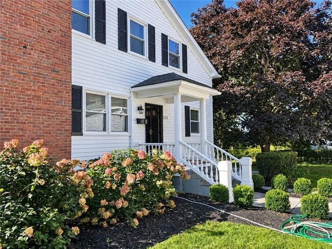 571 Bellevue Ave Unit 2