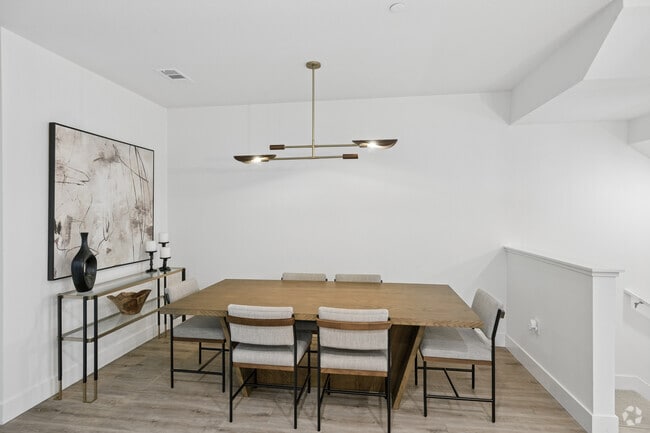 4BR, 4BA - 2,163SF - Dining Room - Park West