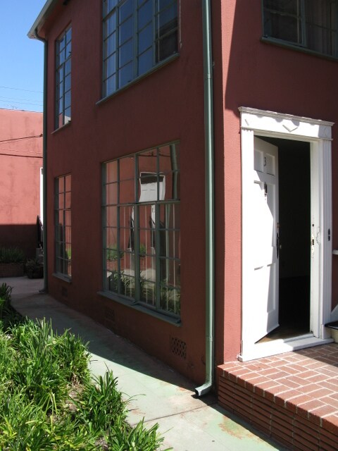 Photo - 5317 Russell Ave Unit 3