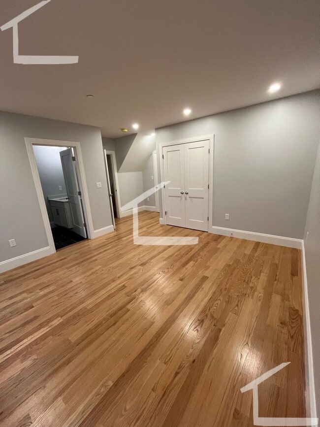Photo - Brighton 3 bed 2 bath....