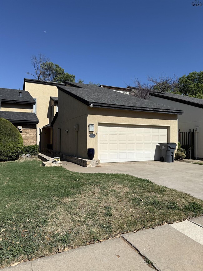 Building Photo - 4113 Seabury Dr