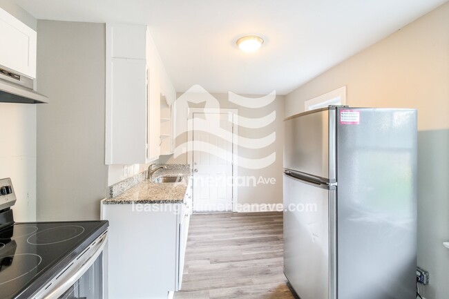 Photo - 1605 11th Ave