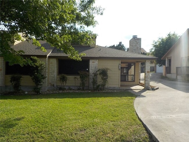 Building Photo - Ernest Properties 2 (295 Mooring Cir) Unit B
