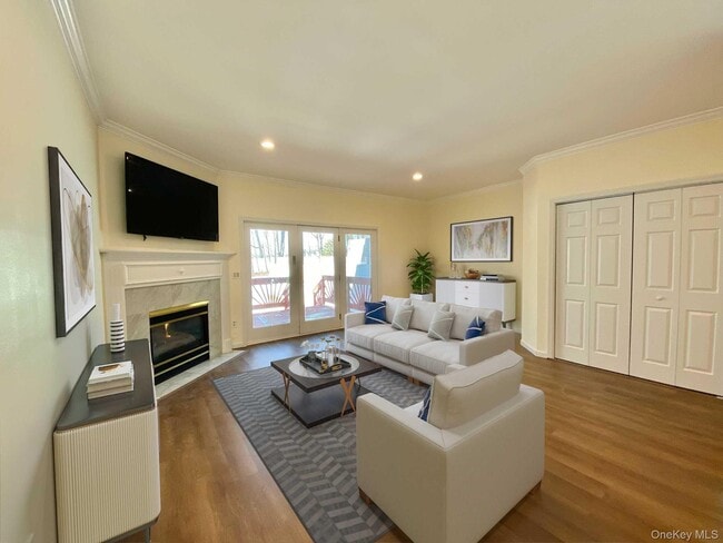 Photo - 64 Roundtree Ct