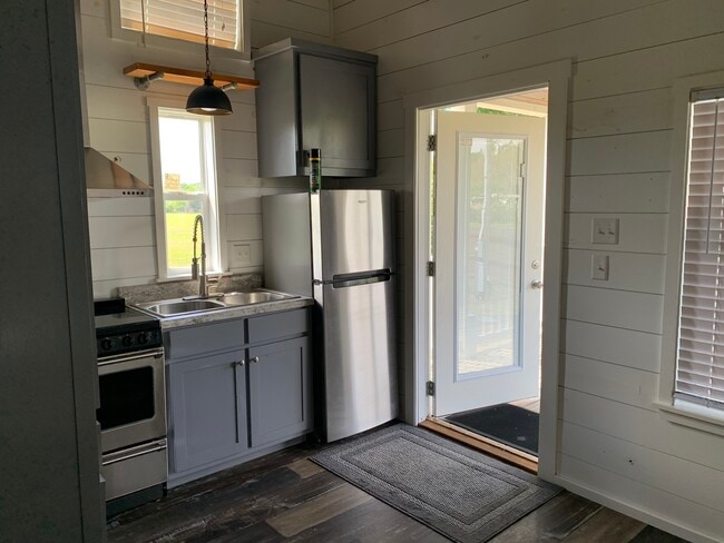 Photo - 13261 Powell Ln