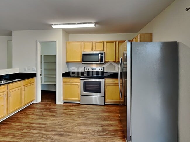 Photo - 10453 E Haymarket St