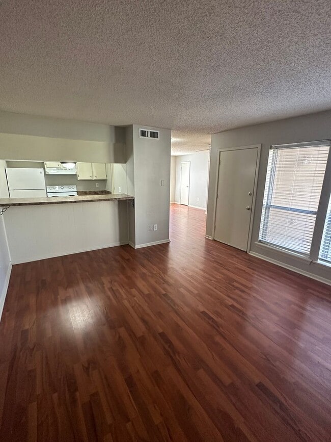Photo - 1Bd/1Ba Condo located on the Germantown/Memphis Line!